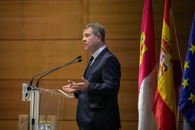 García-Page anuncia 10,6 millones en ayudas para impulsar las energías comunitarias antes de diciembre