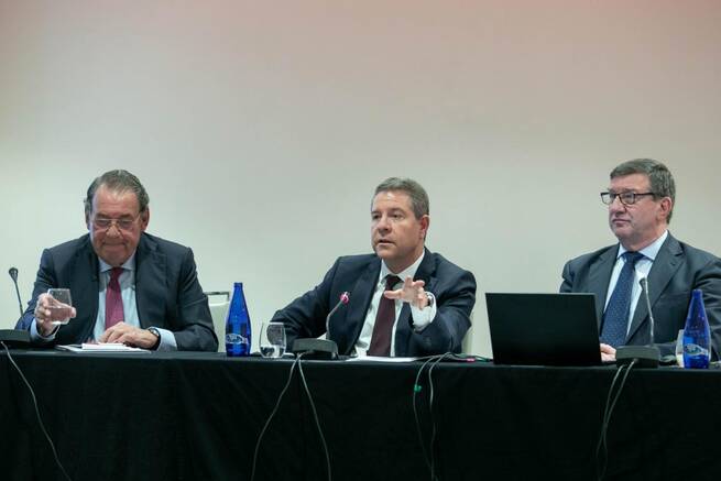 García-Page anuncia una nueva Ley de Turismo para 2026 en colaboración con el sector