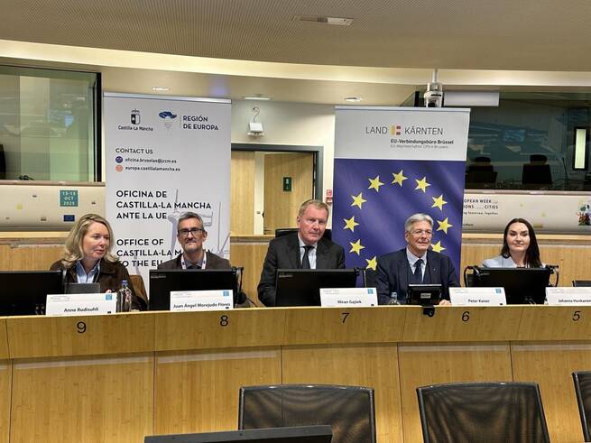 Castilla-La Mancha expone en Bruselas su modelo de digitalización inclusiva para zonas rurales