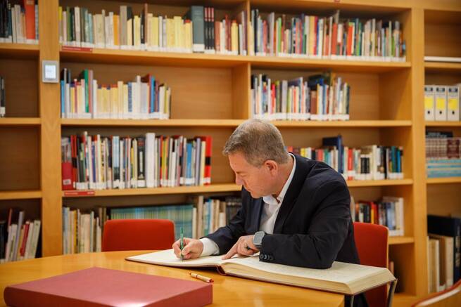 Bibliotecas: memoria viva, inteligencia compartida