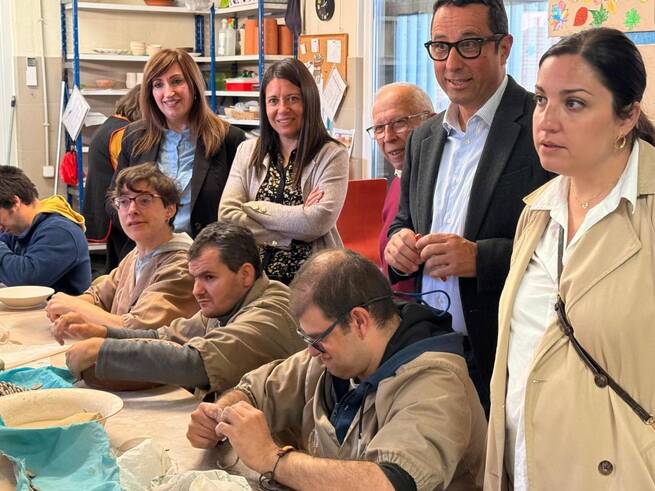 Castilla-La Mancha refuerza su red de centros para personas con discapacidad con 64 centros ocupacionales