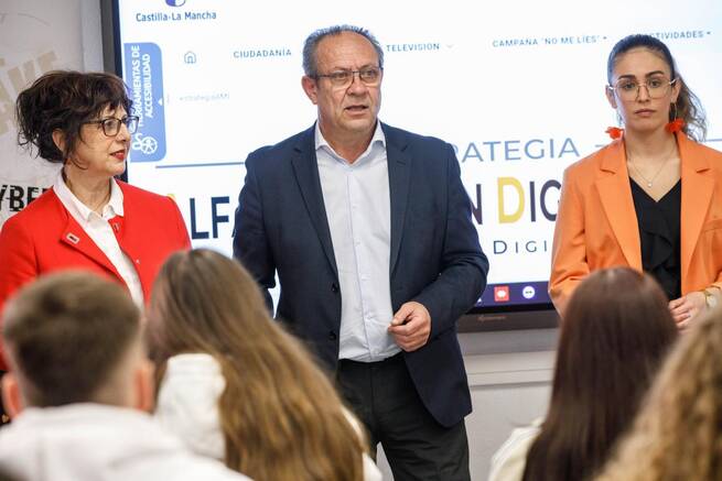 Castilla-La Mancha impulsa talleres de inteligencia artificial segura para 600 estudiantes y docentes