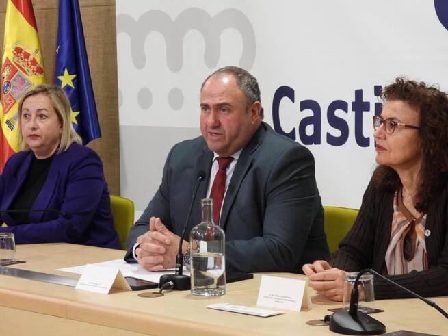 Incarlopsa, la DOP Montes de Toledo y Puy du Fou reciben los Premios Columela con un galardón especial para Rozalén