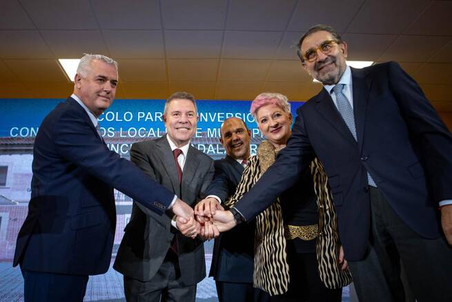 García-Page exige "una sola mesa de negociación y rechazo a privilegios" en la financiación autonómica