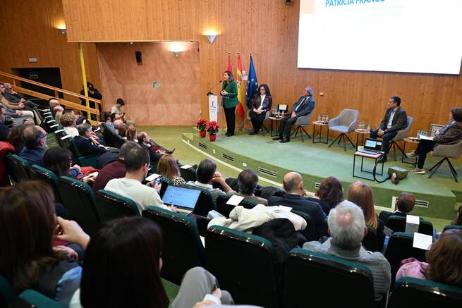 Castilla-La Mancha amplía la cobertura laboral a 289.000 trabajadores mediante 26 nuevos convenios colectivos en 2025