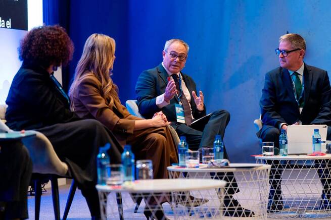 Castilla-La Mancha defiende en Gijón su modelo de cuidados como referente nacional frente al envejecimiento y la dispersión territorial