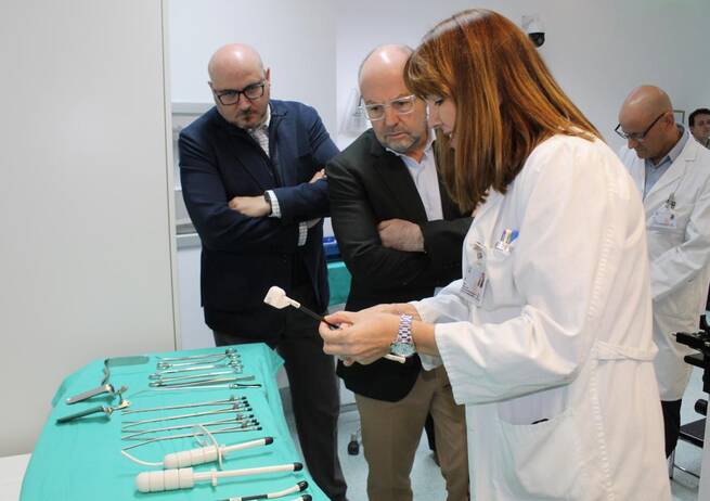 Castilla-La Mancha invierte más de 35,6 millones en tecnología de radioterapia para extender estos servicios a toda la región