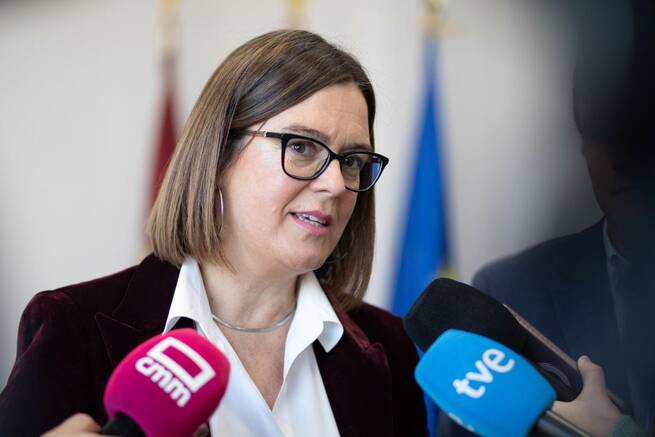 Castilla-La Mancha ha destinado 3.200 millones a municipios en la última década mientras inaugura nuevas dependencias en Casarrubios del Monte