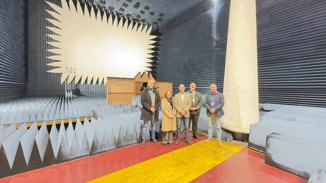 Castilla-La Mancha y el Instituto Aeroespacial impulsan la formación dual en sectores estratégicos como defensa e inteligencia artificial