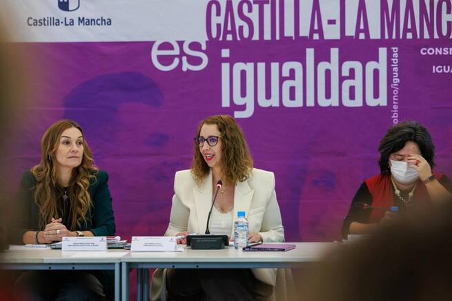 Los recursos de Igualdad de Castilla-La Mancha atendieron a más de 24.000 mujeres y 678 menores durante 2025