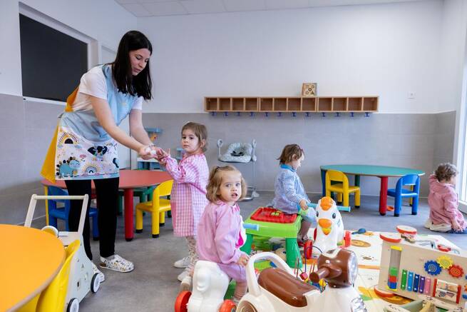 Inaugurada la Escuela Infantil 'Señorita Amelia' en Albarreal de Tajo con 41 plazas