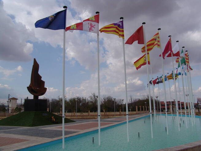 Valdepeñas suspende escuelas deportivas y cierra parques por alerta naranja de viento