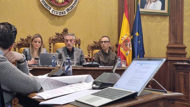 Valdepeñas impulsa proyectos urbanos por 15 millones con fondos FEDER y aprueba 15.000 m² para vivienda pública