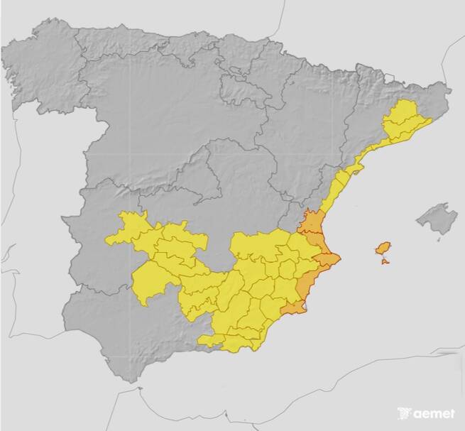 La 'dana Alice' activa la alerta máxima por lluvias torrenciales en el este peninsular hasta el lunes