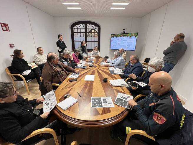El Ayuntamiento de Toledo celebra la reunión de coordinación del programa de Navidad para garantizar su buen desarrollo 