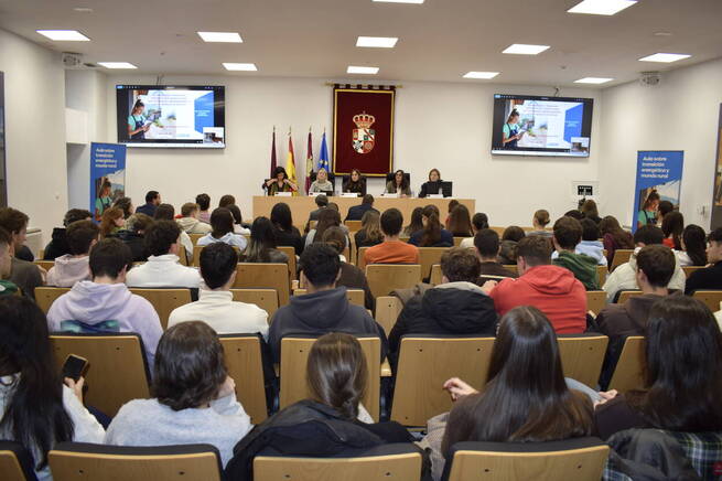 La UCLM analiza cómo el mundo rural puede liderar la transición hacia una economía baja en carbono