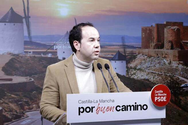 García-Navas acusa a Núñez de falta de "valentía" y cree que tragaría si Feijóo presentara el modelo de financiación