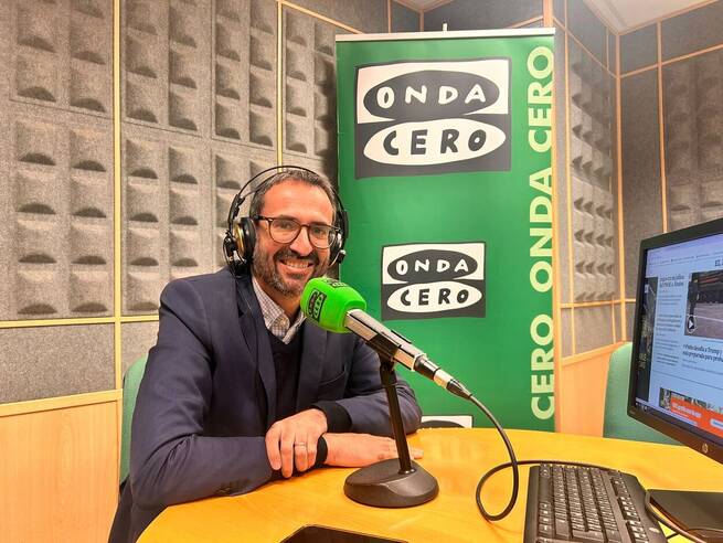 Gutiérrez acusa a Vox de "doble hipocresía" por rechazar el Estatuto mientras opta a escaños