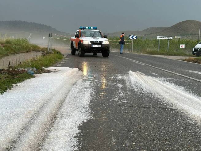 El alcalde de Hellín solicita la declaración de zona catastrófica tras una tormenta de granizo que arrasó 1.700 hectárea