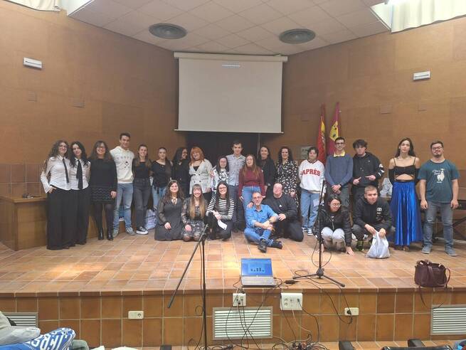 Violeta María Córdoba y Patricia García ganan el séptimo concurso 'Open Mic' de la Facultad de Educación de Albacete