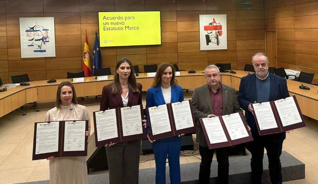 Los sindicatos sanitarios y el Ministerio de Sanidad acuerdan el anteproyecto del nuevo Estatuto Marco que renueva el 70% del texto actual