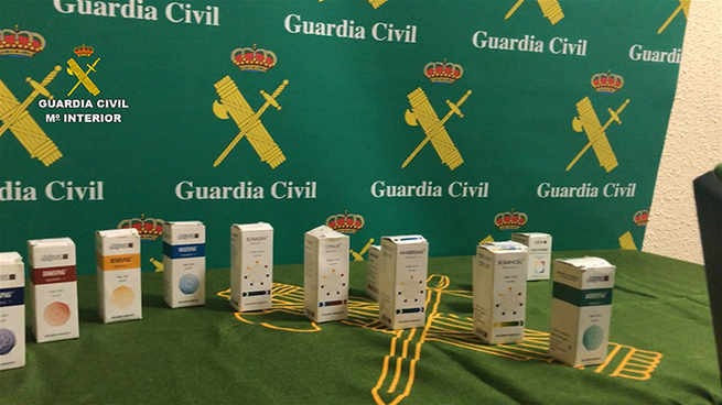 La Guardia Civil detiene a 2 personas por estafar más de un millón de euros con un falso tratamiento para curar lesiones medulares