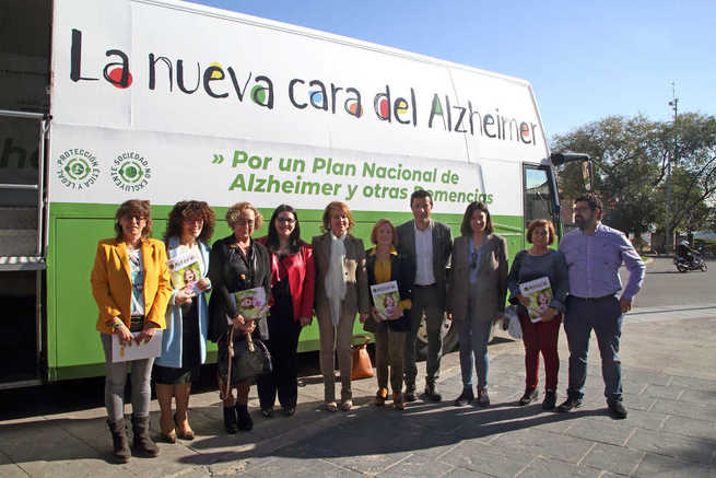 El Gobierno de Castilla-La Mancha muestra su apoyo a la campaña ‘La Nueva Cara del Alzheimer’