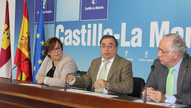 El Plan de la Junta para reducir trámites administrativos beneficia directamente en Ciudad Real a 130.000 ciudadanos y 30.000 empresarios