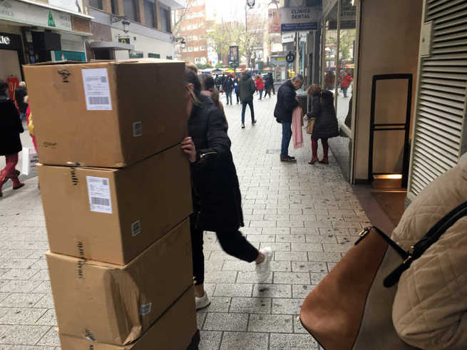 El Ayuntamiento de Ciudad Real incrementa la recogida de papel  y cartón para los comercios durante la Navidad 