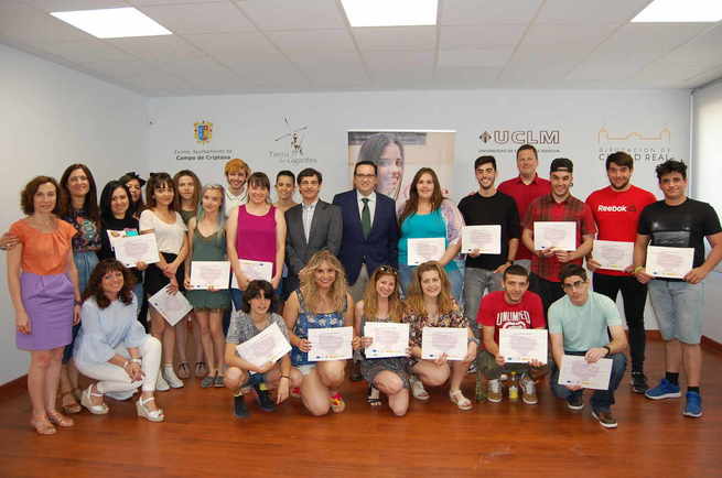 Más de 20 jóvenes concluyen con éxito su formación con el Programa PICE en Campo de Criptana