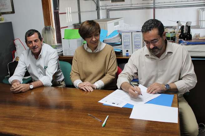 La Cooperativa San Lorenzo de Alameda de Cervera recibirá fondos para mejorar la calidad de sus vinos La Cooperativa San Lorenzo de Alameda de Cervera recibirá fondos para mejorar la calidad de sus vinos