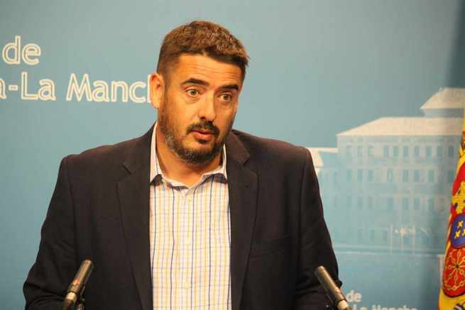 PSOE CLM dice que Hermoso tiene poco &quot;nexo&quot; con el partido porque no es alcalde desde 2013 y tampoco militante