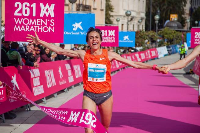 La Atleta Olímpica Nuria Fernández trae a Socuéllamos el Movimiento ‘261 Woman’s Marathon’