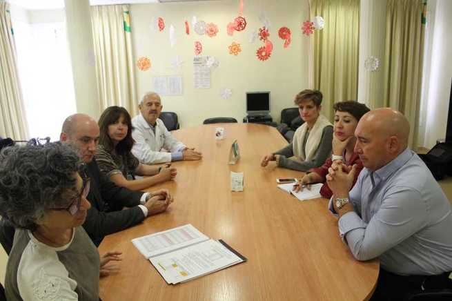 El Ayuntamiento de Socuéllamos mantiene una reunión para mejorar los servicios sanitarios