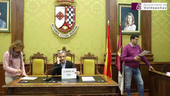 &#039;Mannequin challenge&#039; del Ayuntamiento de Valdepeñas contra la violencia de género