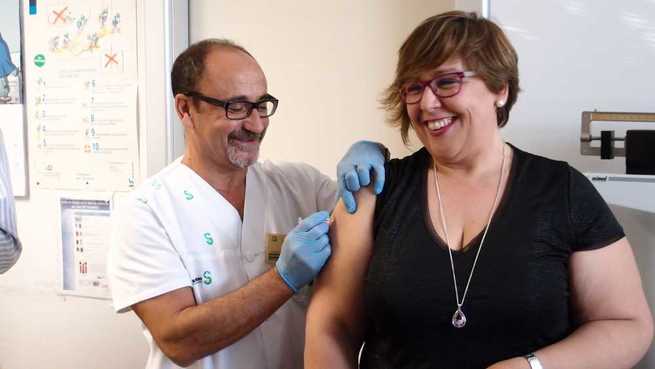 Este martes comienza la campaña de vacunación contra la gripe que este año pondrá a disposición de los ciudadrealeños 103.400 dosis