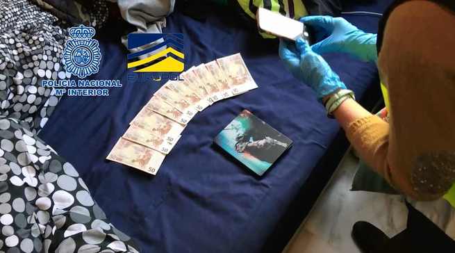 La Policía Nacional detiene a 18 personas por la distribución de dinero falso por todo el país adquirido en la darknet