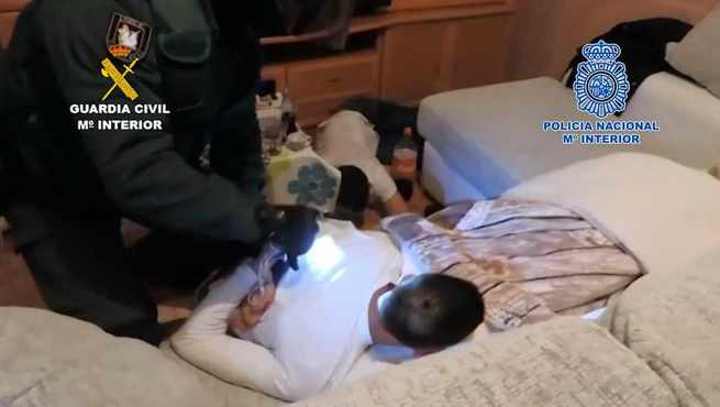 Desarticulada una organización criminal dedicada al tráfico y tenencia ilícita de armas, robos, atracos y blanqueo de capitales