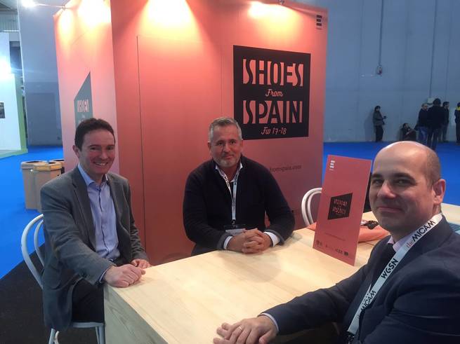 El Gobierno regional acompaña a veinte empresas de calzado de Castilla-La Mancha a la feria milanesa MICAM