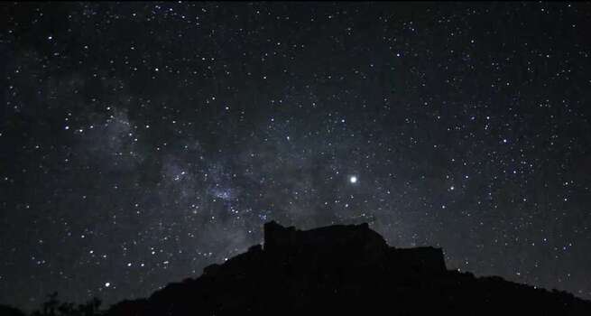 Video Timelapse Vía Láctea desde el Castillo de los Calatravos en Aldea del Rey