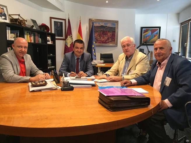 El Gobierno de Castilla-La Mancha quiere impulsar el sector del aceite de oliva