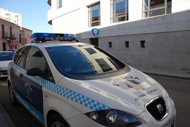La Policía Local de Alcázar de San Juan (Ciudad Real) adquiere un inmovilizador eléctrico Taser