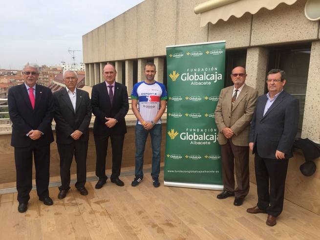 La Fundación GLOBALCAJA Albacete felicita al &quot;Ironman&quot;, David Corredor