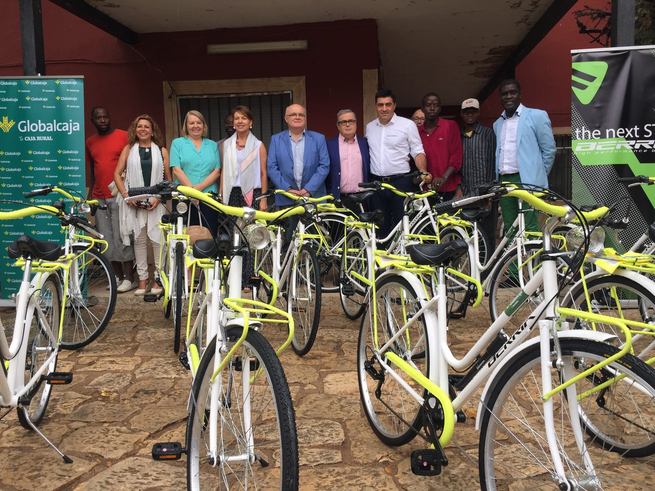 Castilla La Mancha, Berria Bike, Globalcaja y Medicus Mundi se unen para facilitar transporte a los usuarios del Centro de Acogida Temporal “El Pasico”