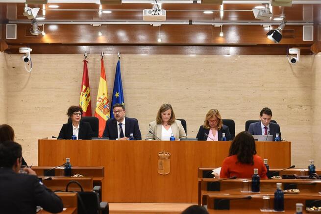 El Gobierno de Castilla-La Mancha creará a lo largo de esta legislatura aplicaciones informáticas para la gestión de la formación en centros de trabajo y FP Dual