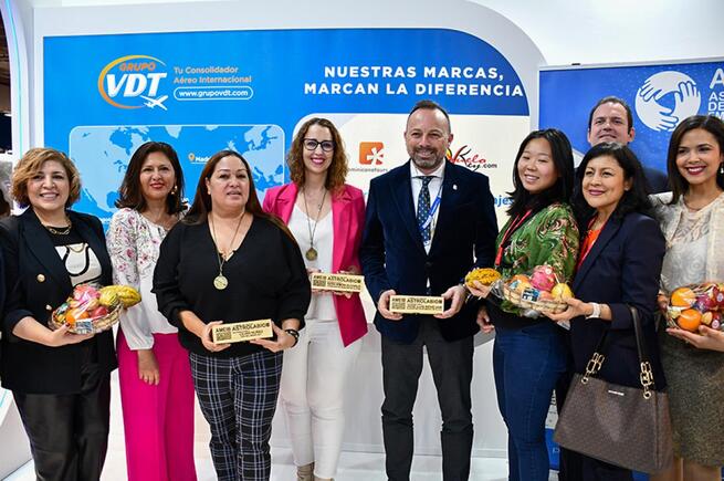 El Gobierno regional subraya la importancia de trabajar para que cada vez más mujeres ocupen puestos de dirección dentro del sector turístico