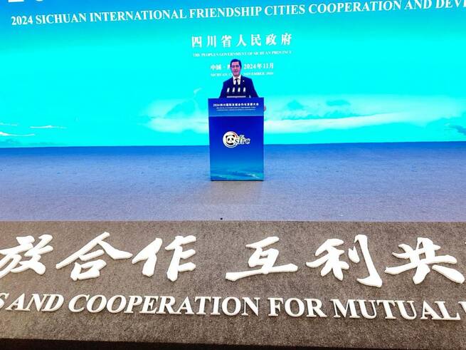 El Gobierno de Castilla-La Mancha explora oportunidades de desarrollo, sostenibilidad e innovación en el foro internacional de Sichuan