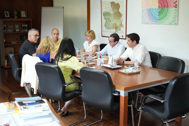 El Gobierno regional y FRICAM refuerzan su compromiso con la modernización del sector de instalaciones y energía en Castilla-La Mancha