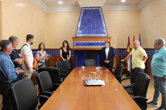 Blanca Fernández traslada a los trabajadores de ESERMAN que el Gobierno regional comparte el objetivo de “preservar todos los puestos de trabajo”