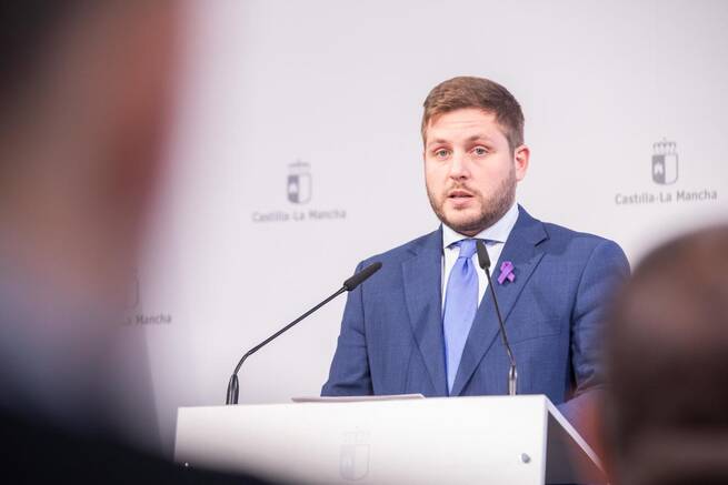 El Gobierno de Castilla-La Mancha aprueba la contratación del Transporte Sensible a la Demanda de la Serranía Baja de Cuenca y del servicio de transporte regular de personas de uso general 